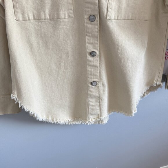 NWT Women's Celebrity Pink Denim Cream Button-up Shacket Jacket  Small Rodeo - Picture 6 of 14